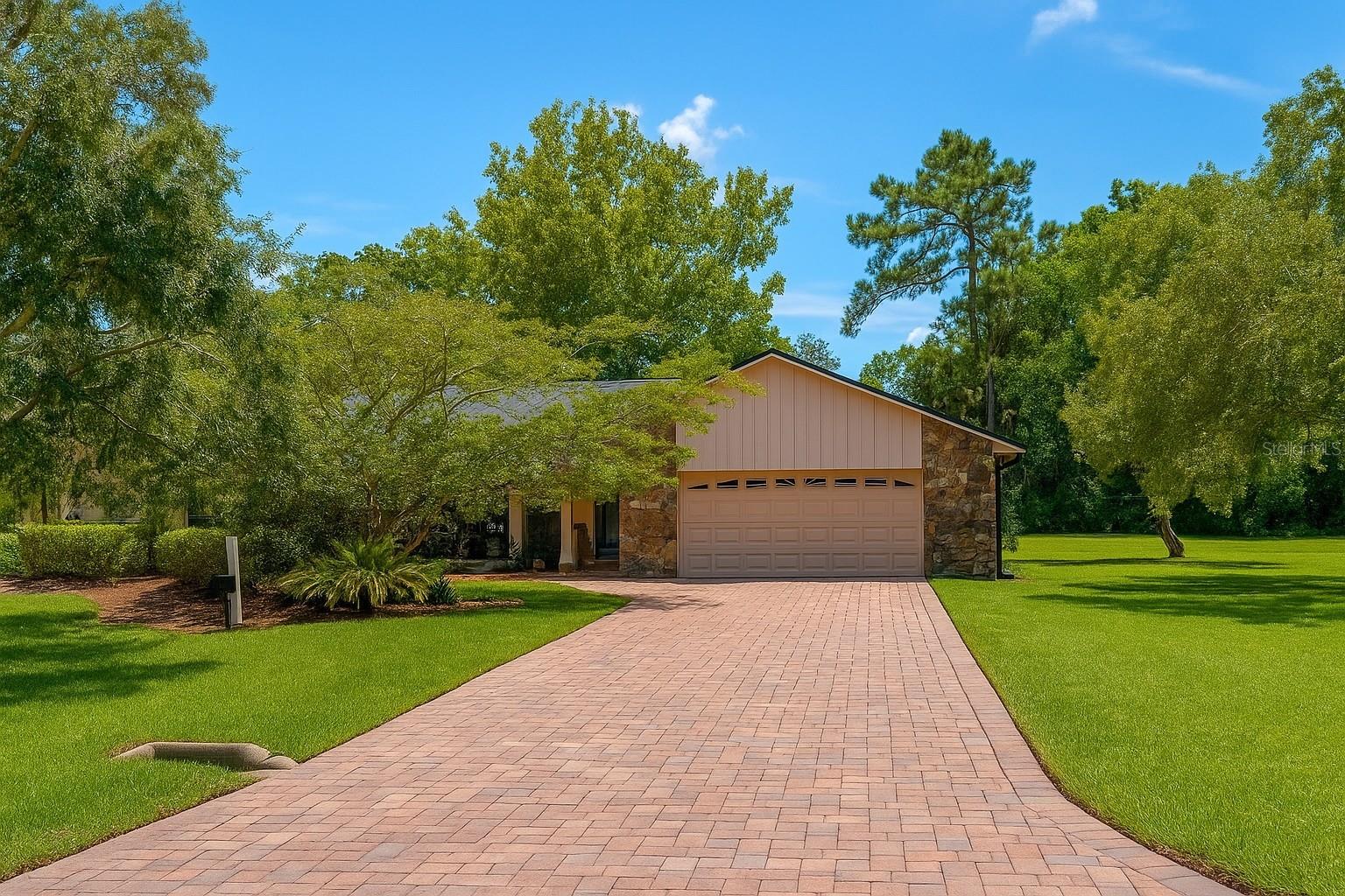 Florida Dream Home on Over Half an Acre in One of Longwood’s Most Desirable Neighborhoods!
Seller motivate Don’t miss this incredible opportunity to own a beautifully updated home in a quiet, established community, while still being just minutes from shopping, dining, top-rated schools, and major highways.
Located only 3 miles from Wekiwa Springs, Rock Springs, and King’s Landing, you’ll enjoy easy access to some of Florida’s most breathtaking natural attractions, famous for kayaking, outdoor adventures, and crystal-clear 72-degree mineral springs year-round.

This spacious property offers endless possibilities with plenty of room to build your dream pool, create an outdoor oasis, or expand in the future. The home has been recently remodeled with major updates already completed, including a newer roof, gutters, and French drains (approximately 2 years old), updated AC, water heater, plumbing, and fresh exterior paint.

Enjoy the perfect combination of privacy, modern comfort, and an unbeatable location close to everything Central Florida.
This rare Longwood gem truly combines lifestyle, location, and value — schedule your private showing today before it’s gone!
(Some photos have been virtually staged for visualization purposes.)