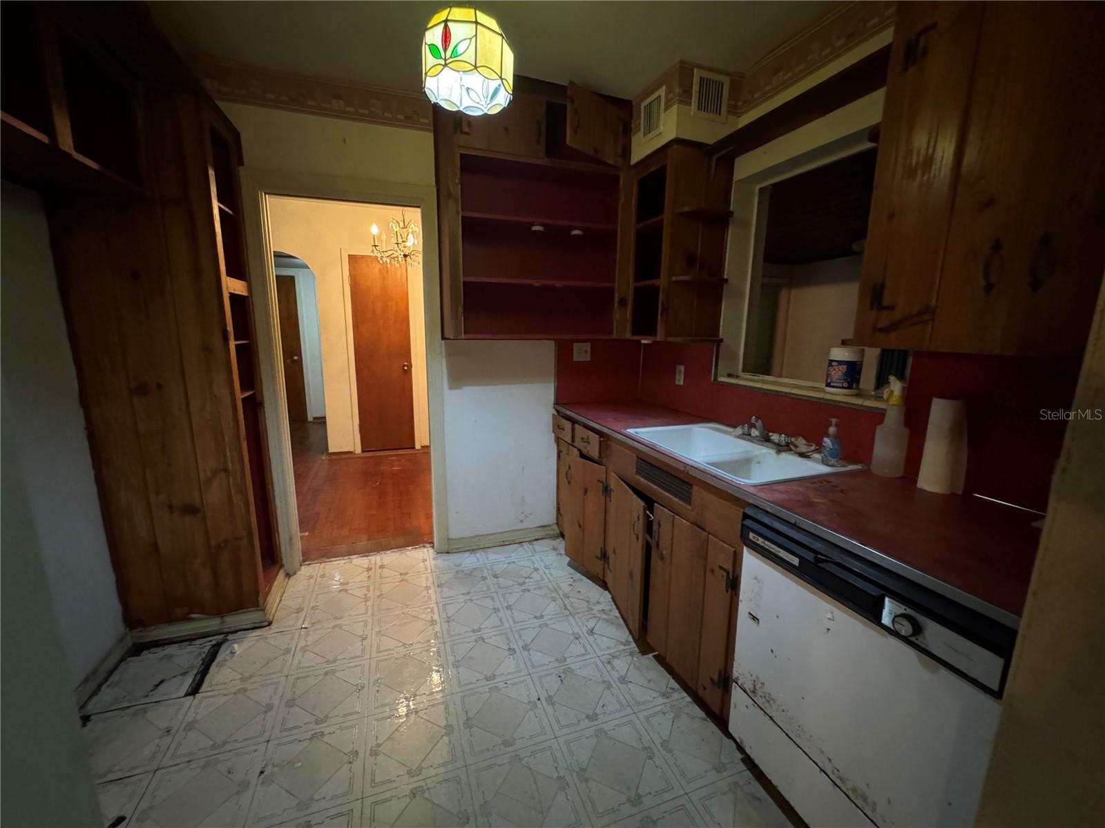 COLONIAL ACRES - Residential