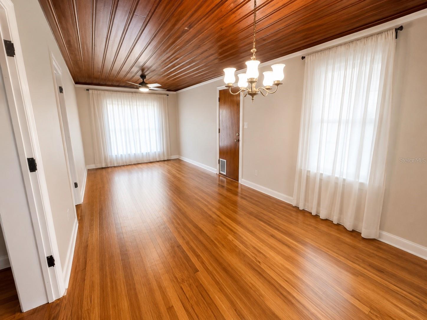 COLONIAL ACRES - Residential