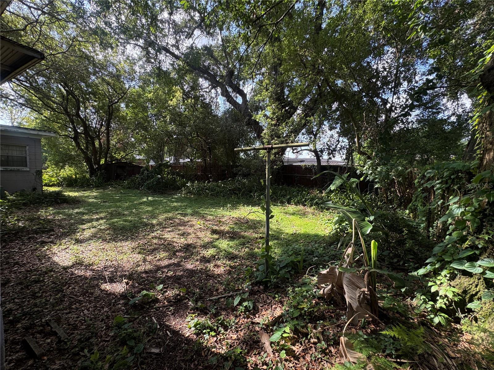 COLONIAL ACRES - Residential