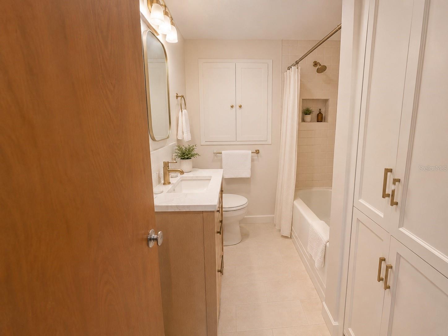 COLONIAL ACRES - Residential