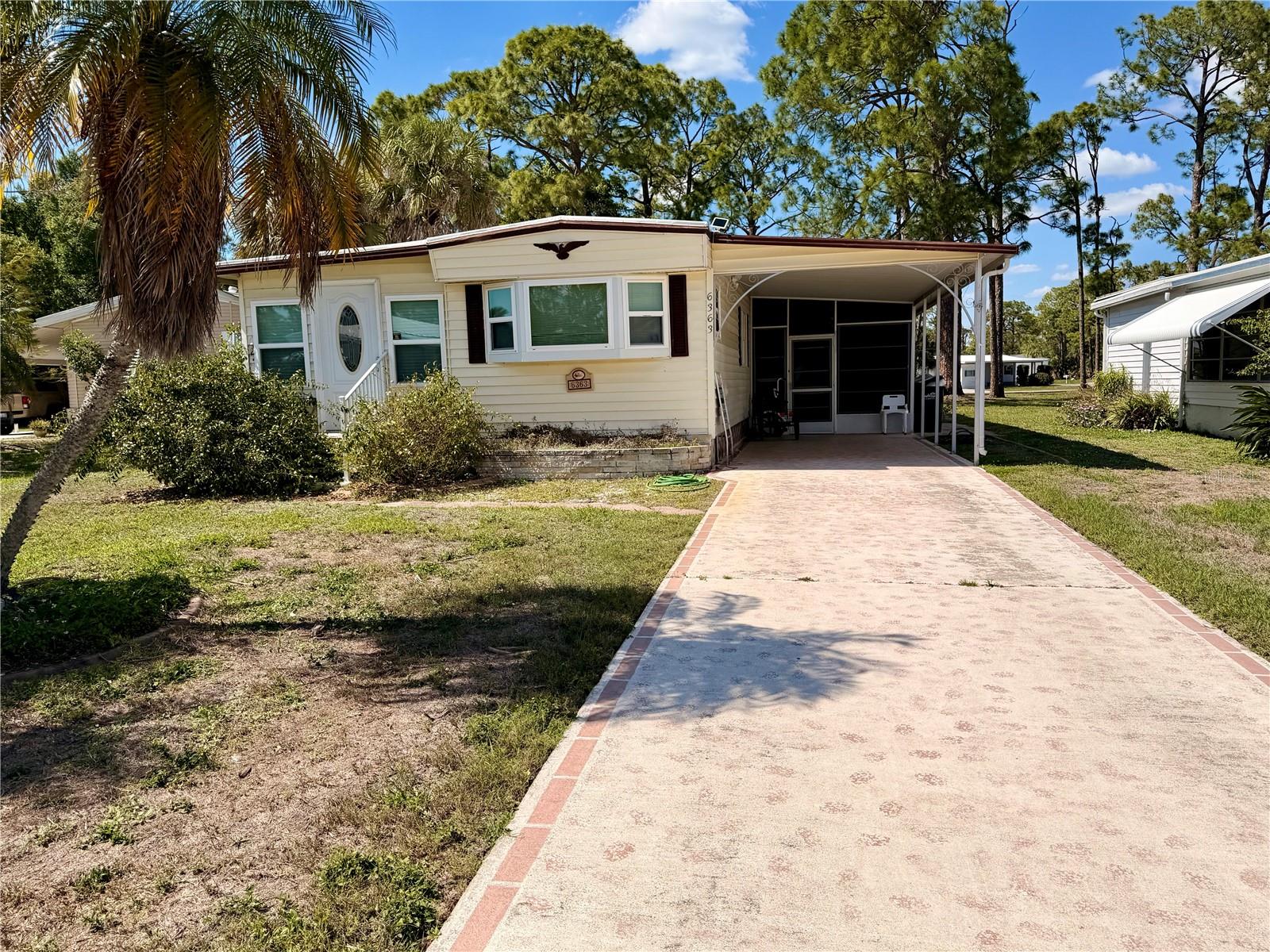 HOLIDAY PARK - Residential
