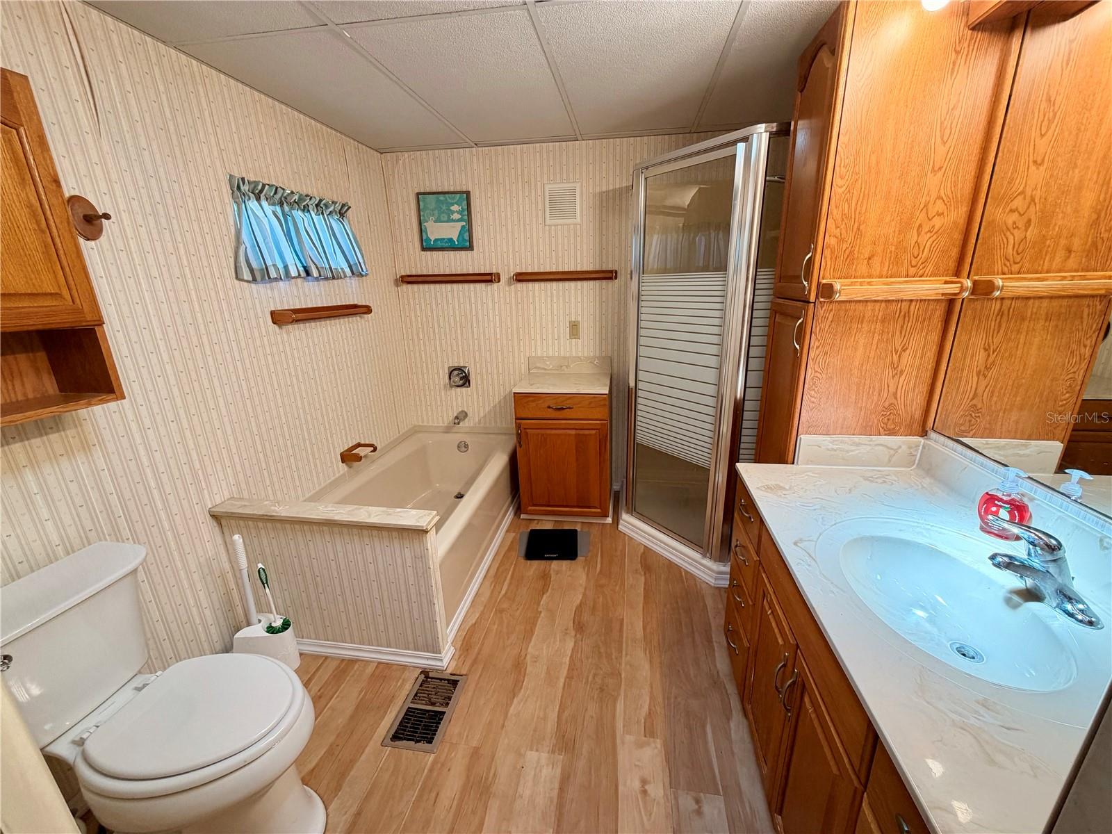 HOLIDAY PARK - Residential