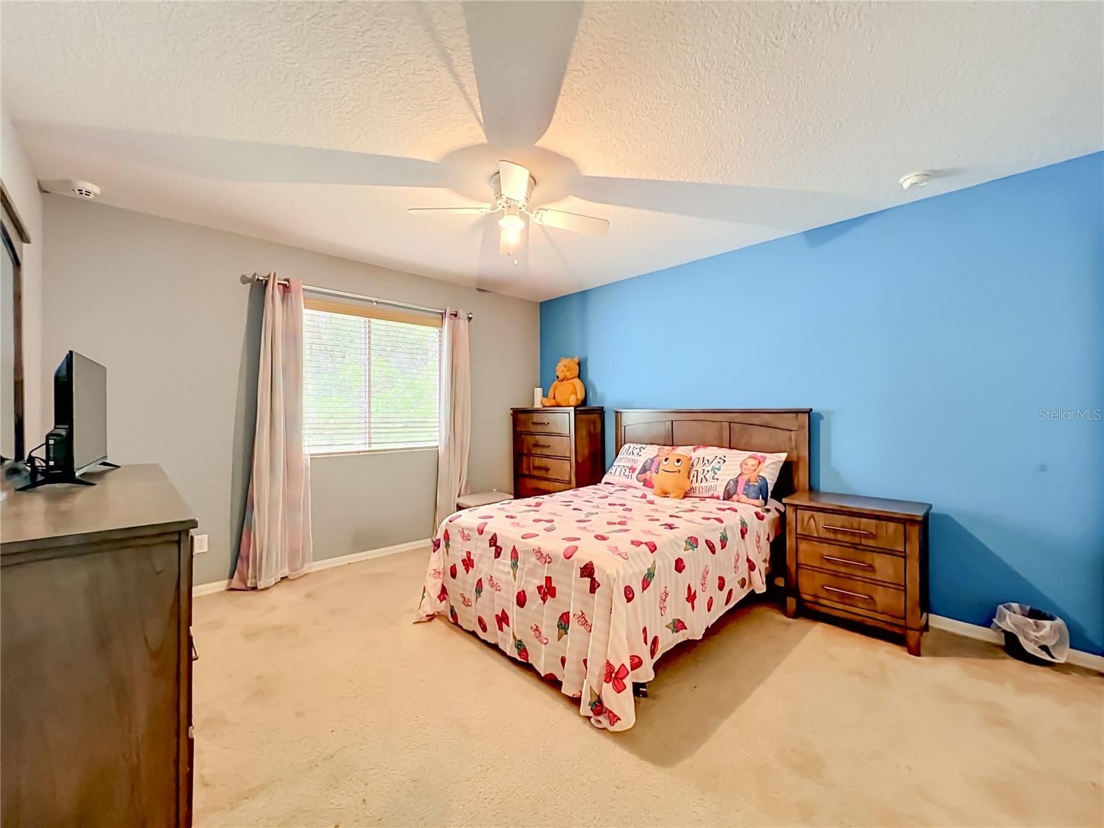 OVERLOOK AT LAKE LOUISA PH 01 - Residential