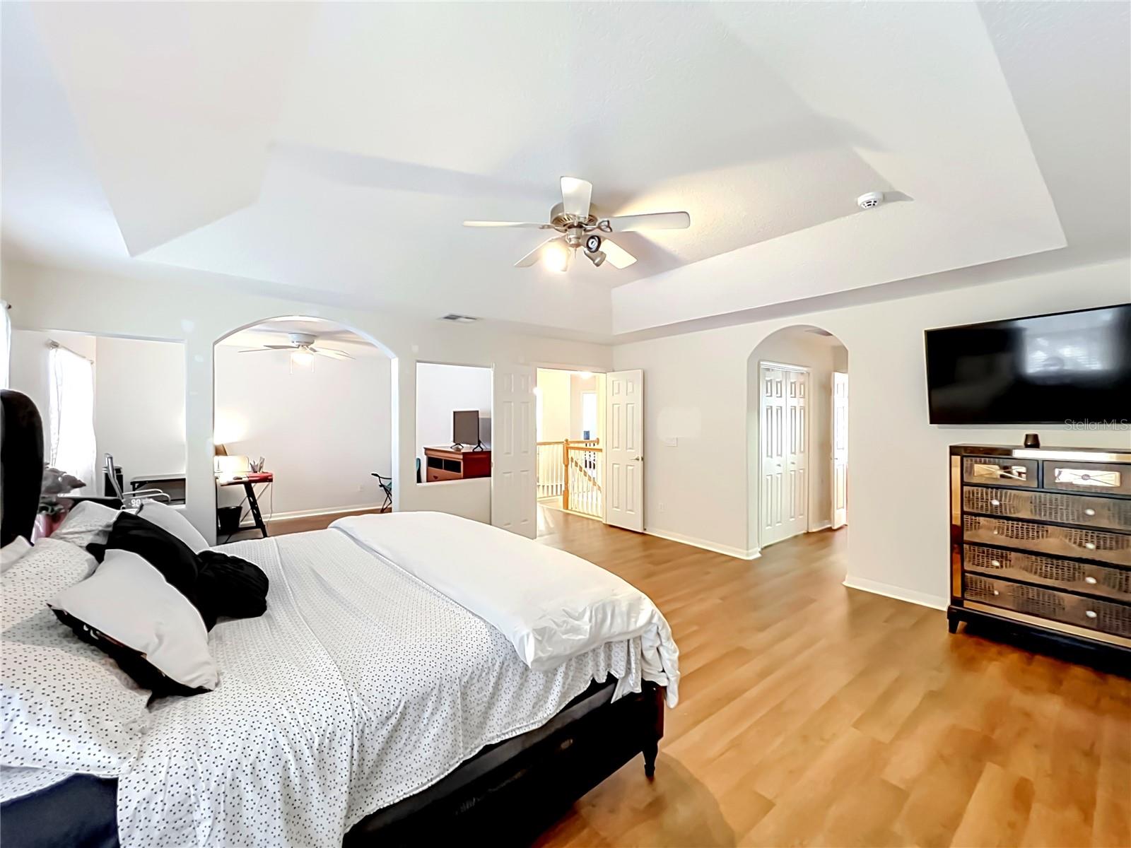 OVERLOOK AT LAKE LOUISA PH 01 - Residential