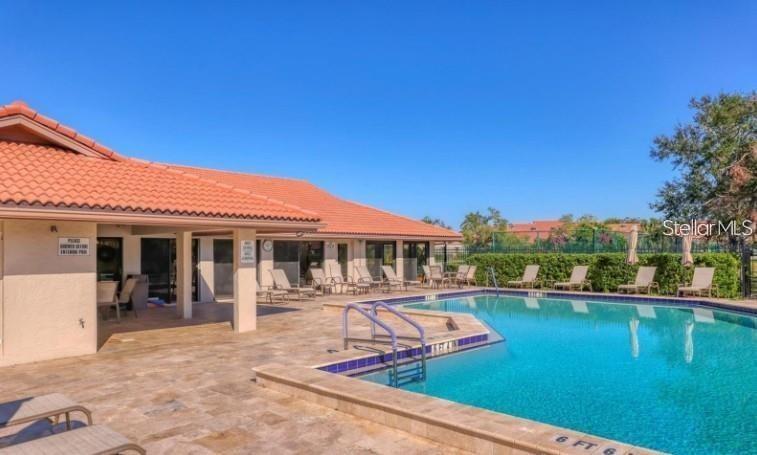 LAKESHORE VILLAGE - Residential
