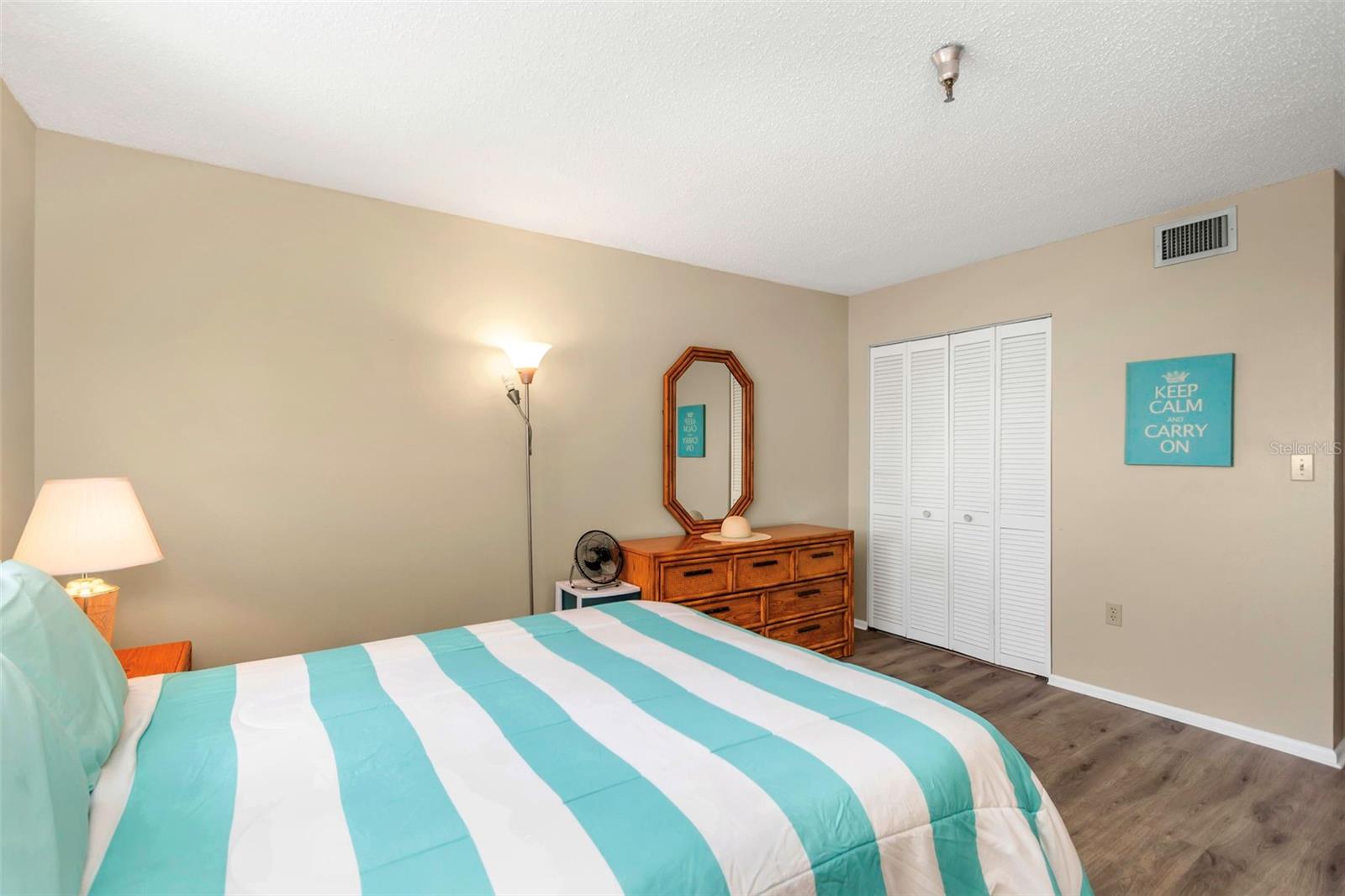 MADEIRA TOWERS CONDO - Residential