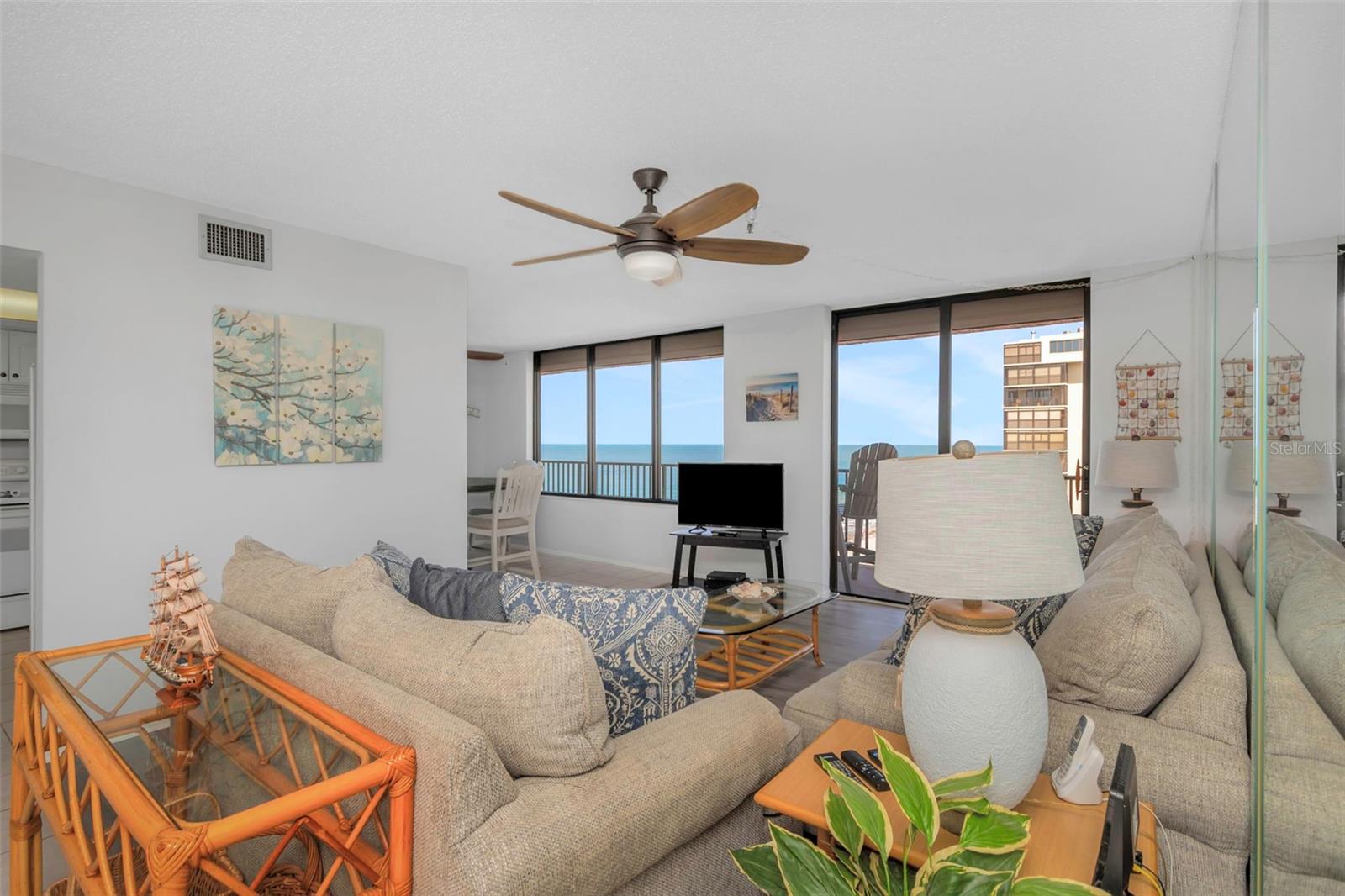 MADEIRA TOWERS CONDO - Residential