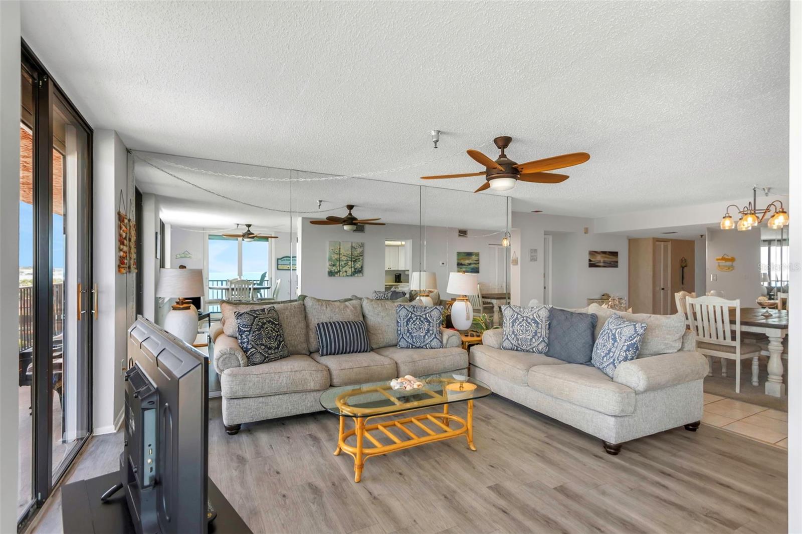 MADEIRA TOWERS CONDO - Residential