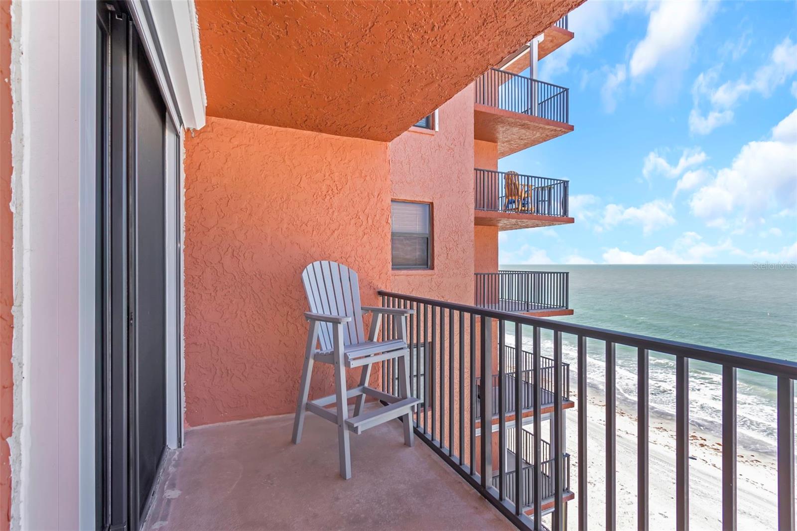 MADEIRA TOWERS CONDO - Residential