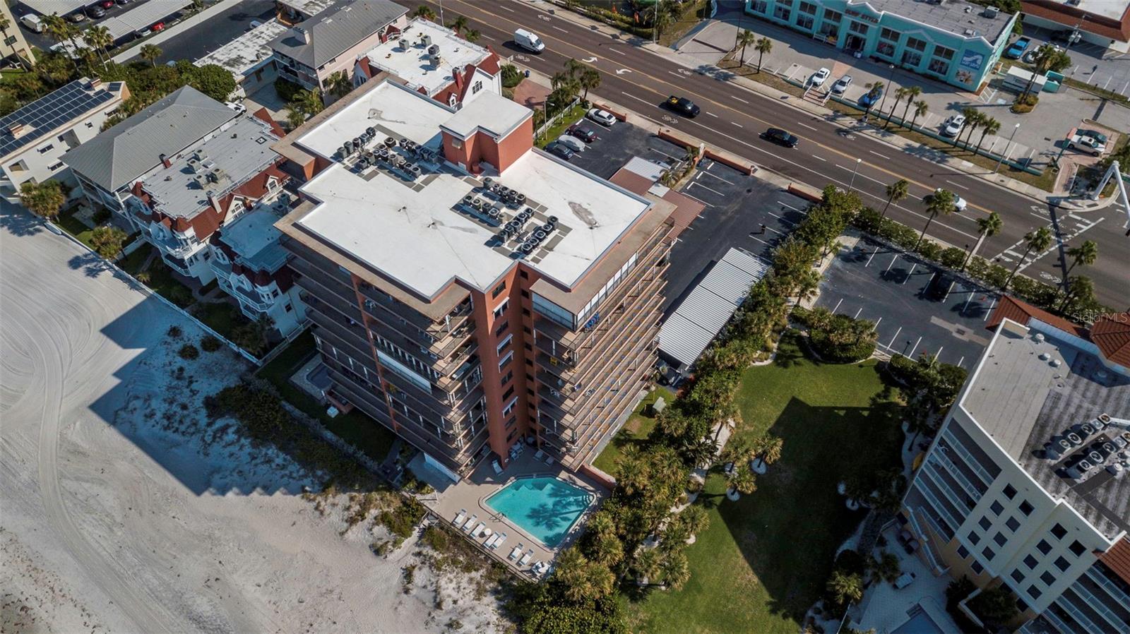 MADEIRA TOWERS CONDO - Residential