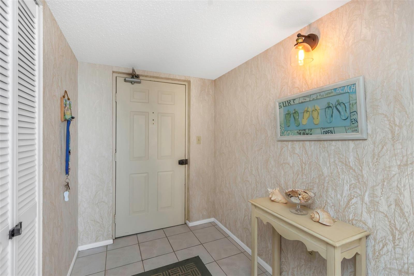 MADEIRA TOWERS CONDO - Residential
