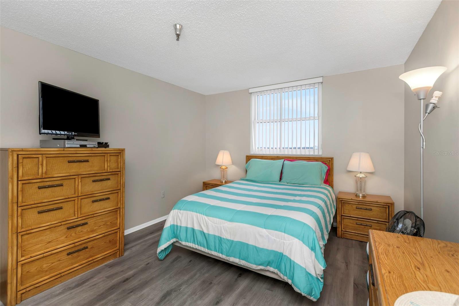 MADEIRA TOWERS CONDO - Residential
