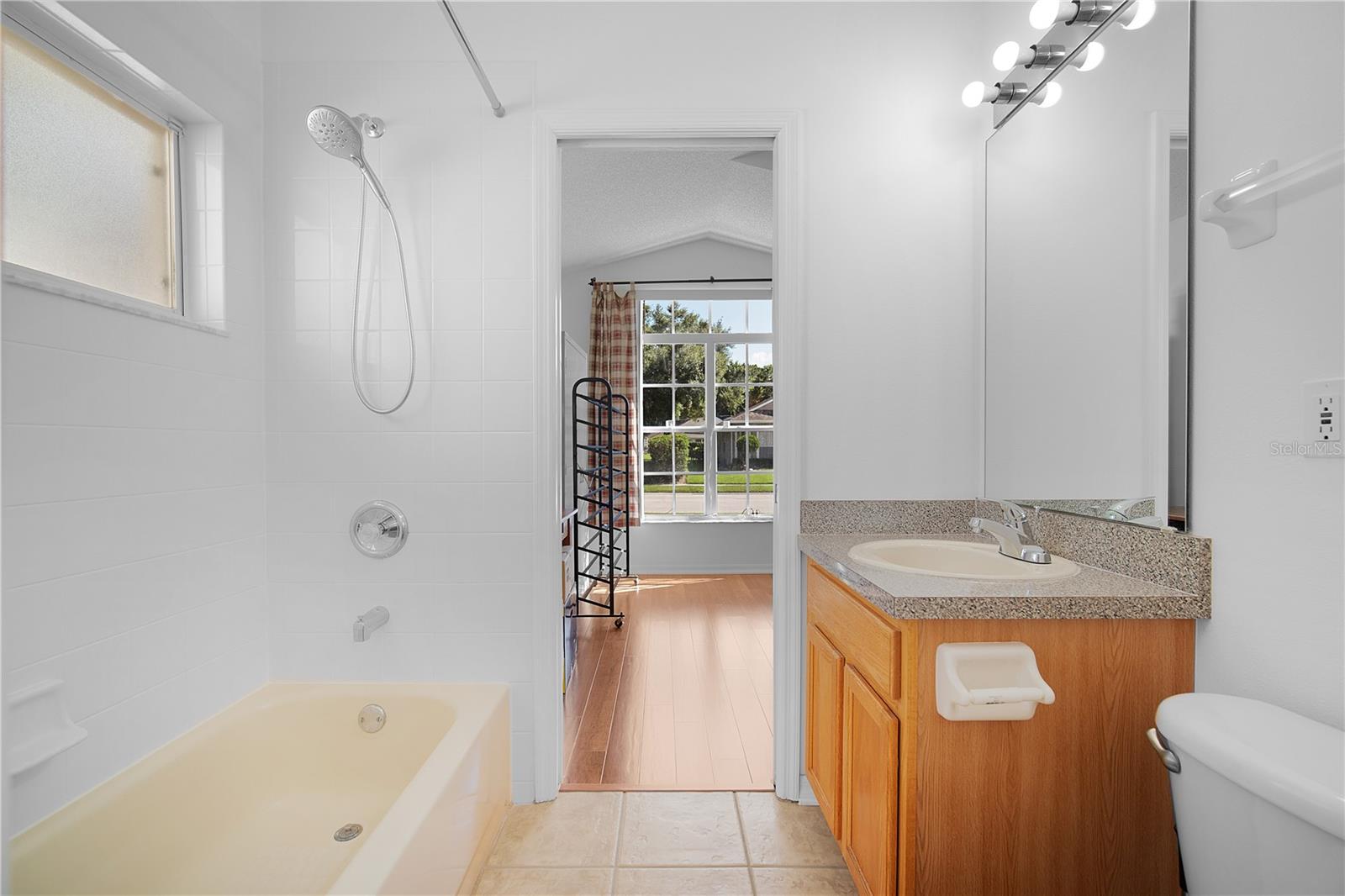 LOST LAKE ESTATES - Residential