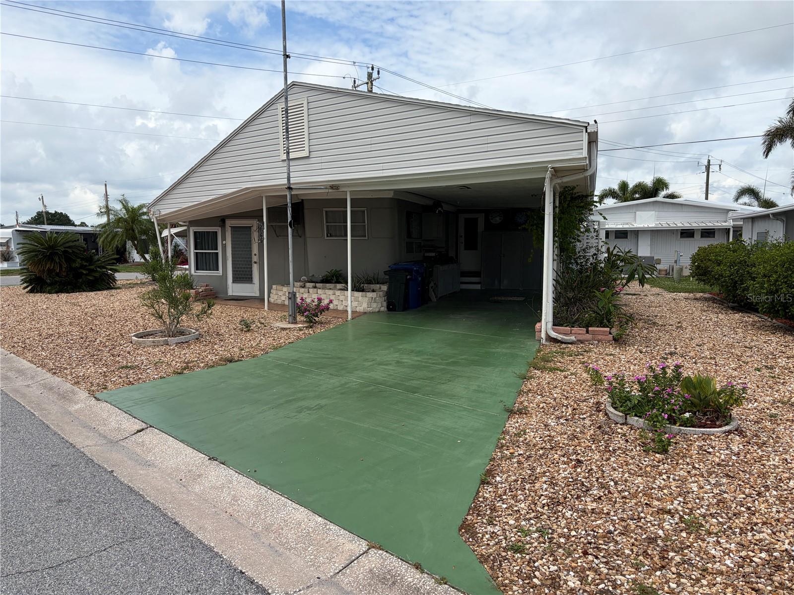 TRI-PAR ESTATES - Residential