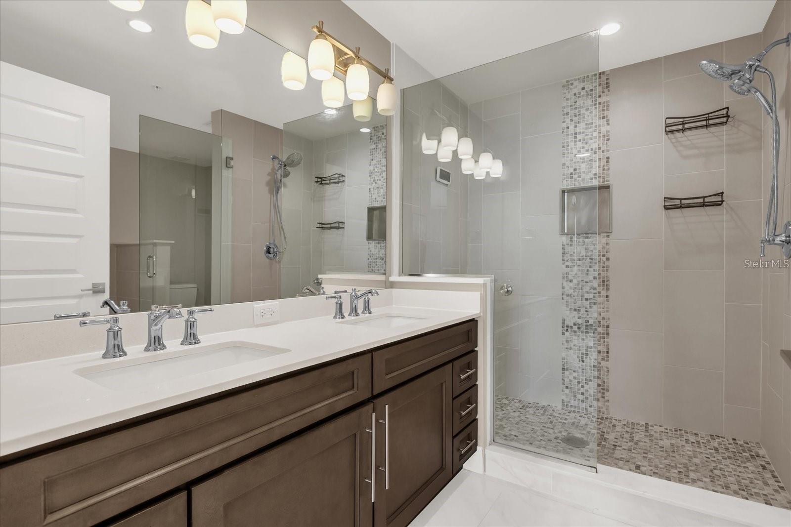SIENA/BELLA COLLINA CONDO - Residential Lease