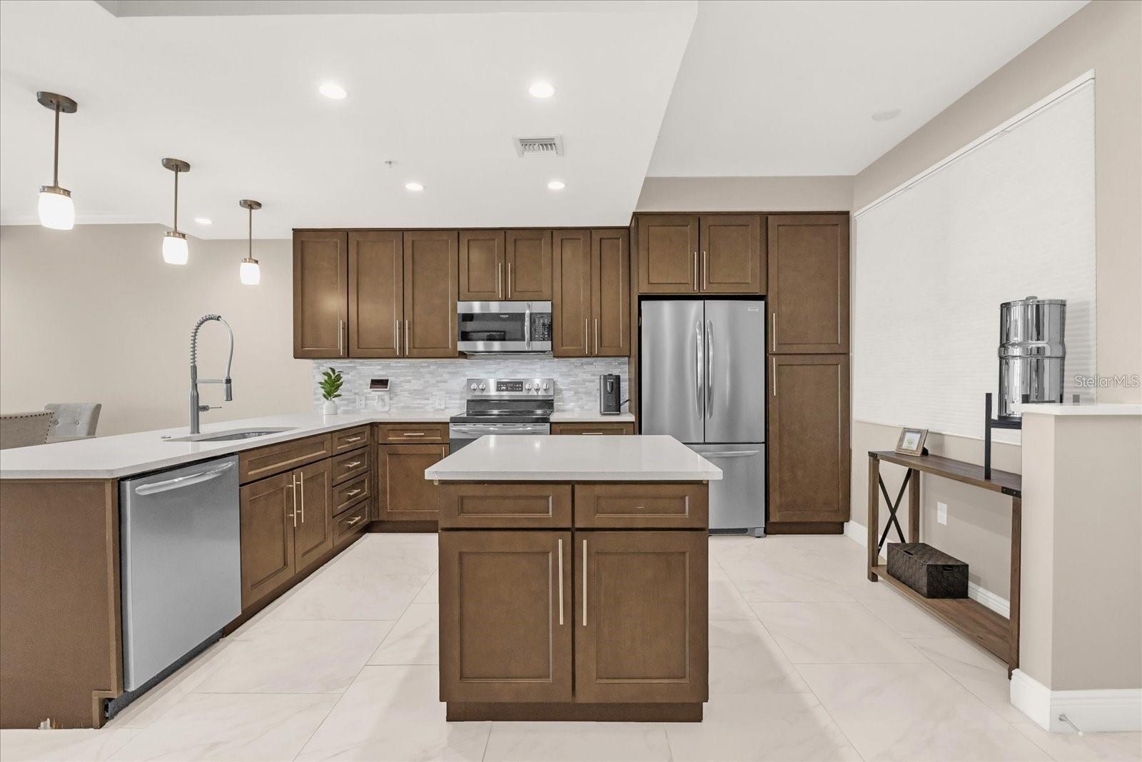 SIENA/BELLA COLLINA CONDO - Residential Lease