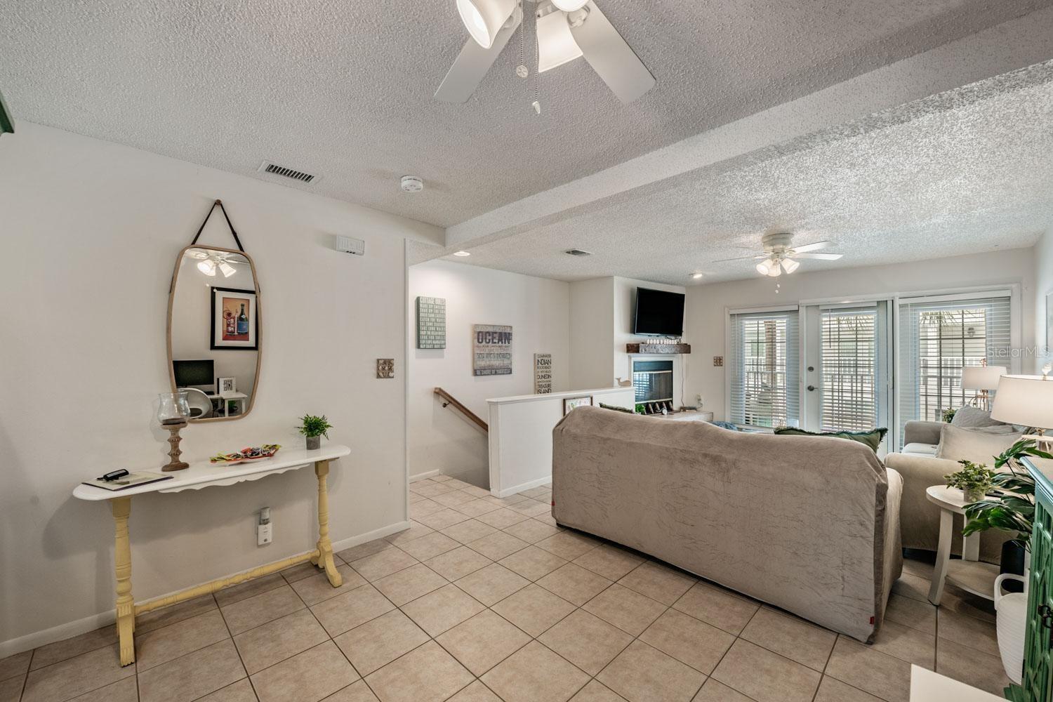 SUNSET REEF - Residential