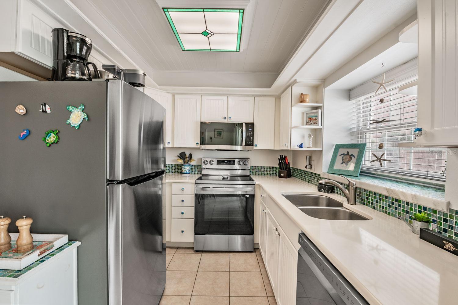 SUNSET REEF - Residential
