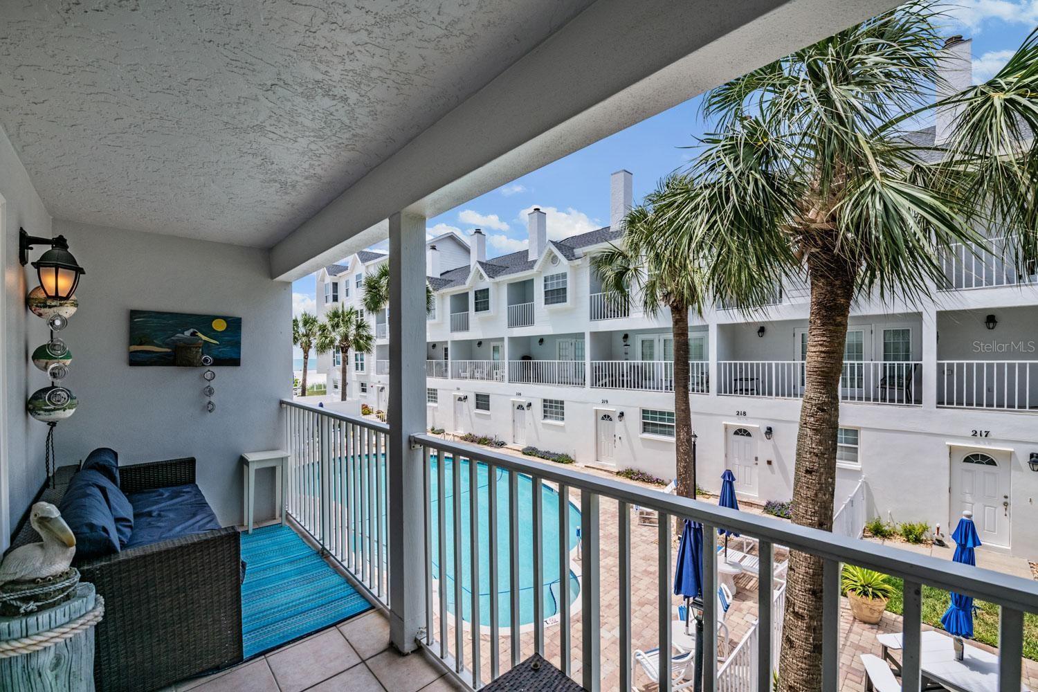 SUNSET REEF - Residential