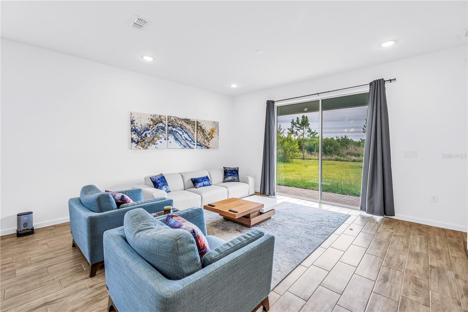 NORTH RIVER RANCH - Residential