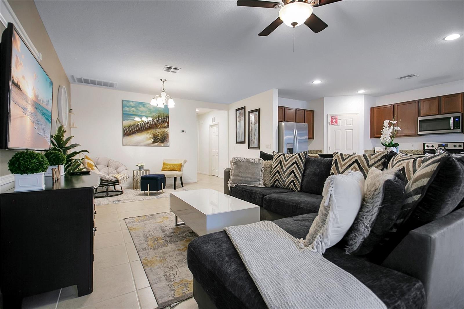 DALES/WEST HAVEN - Residential