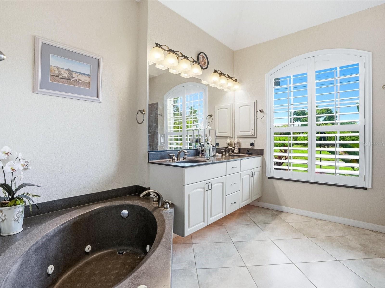 ROTONDA WEST-PINE VALLEY - Residential