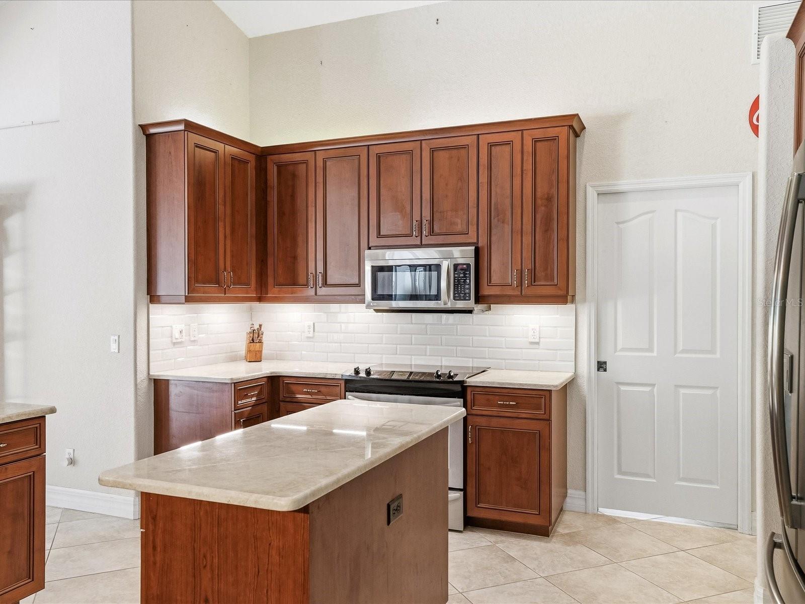 ROTONDA WEST-PINE VALLEY - Residential