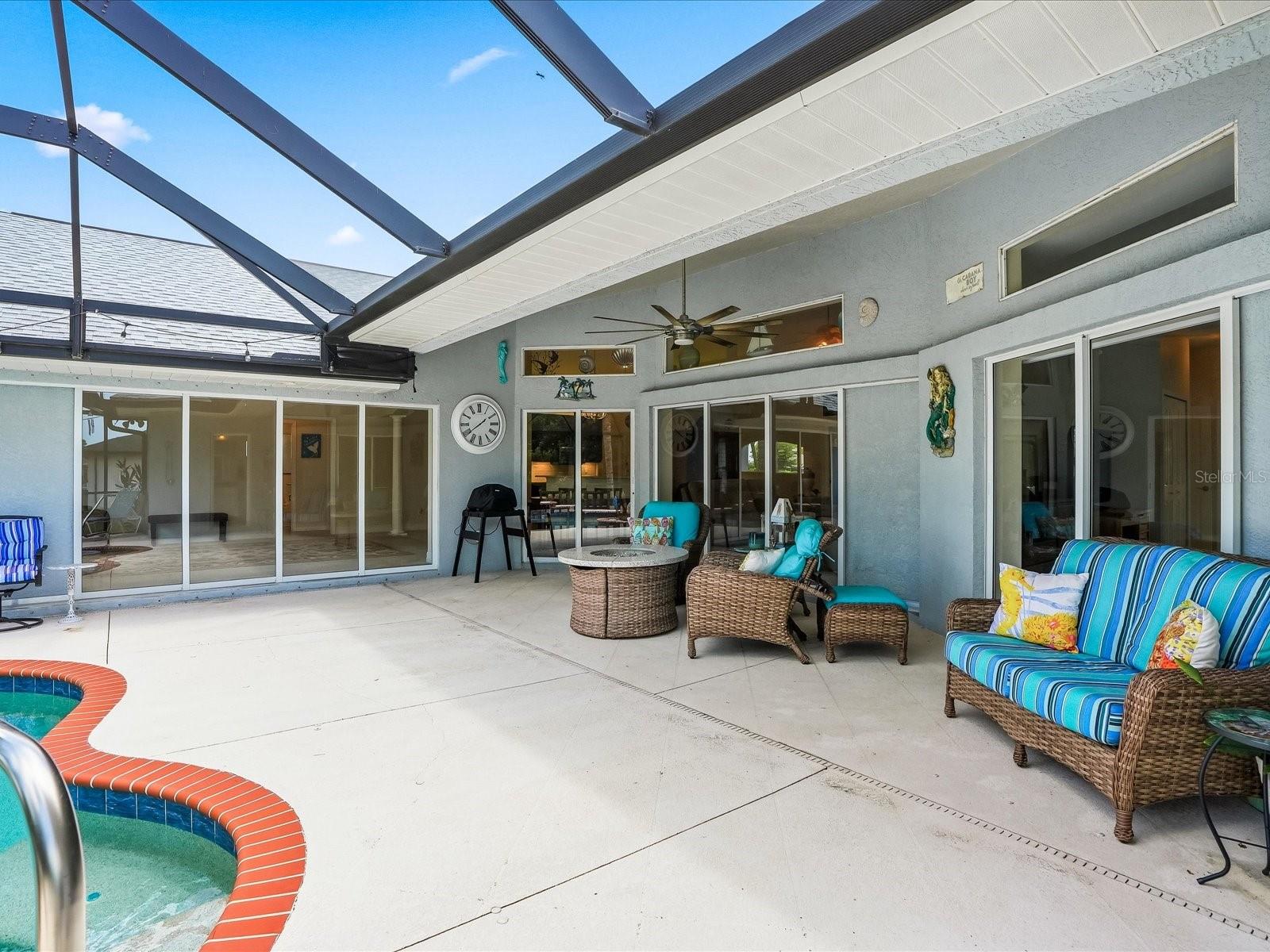 ROTONDA WEST-PINE VALLEY - Residential