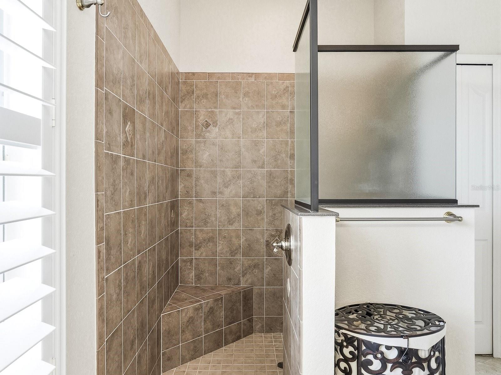 ROTONDA WEST-PINE VALLEY - Residential