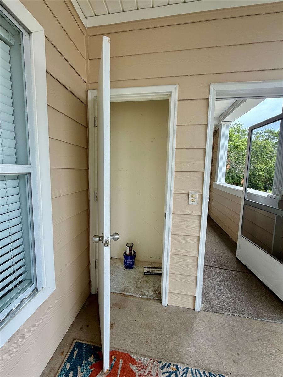 THE PALMS OF CORTEZ OR 2038 PG 5178 - Residential Lease