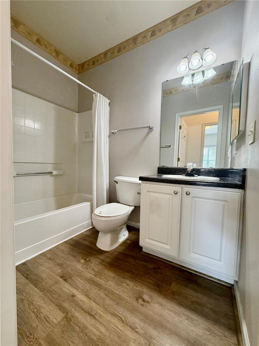 THE PALMS OF CORTEZ OR 2038 PG 5178 - Residential Lease