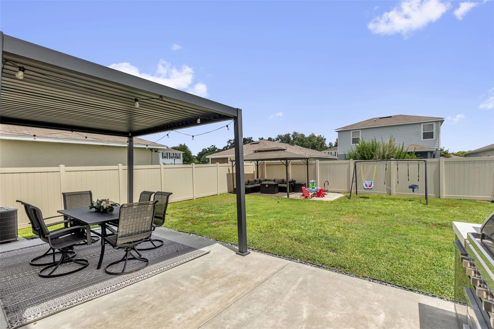 ZEPHYR PLACE - Residential