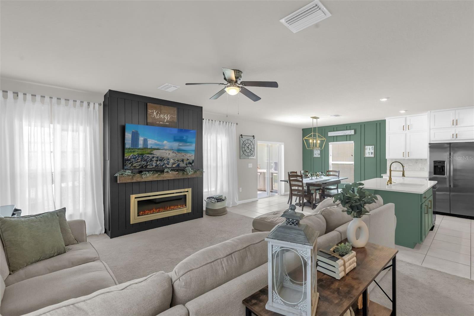 ZEPHYR PLACE - Residential