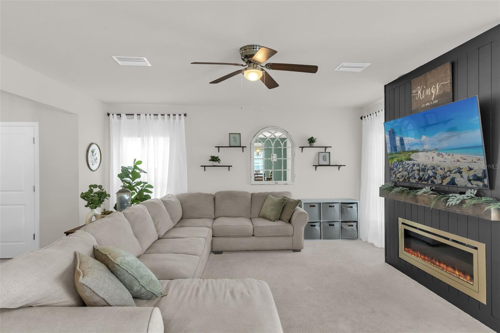 ZEPHYR PLACE - Residential