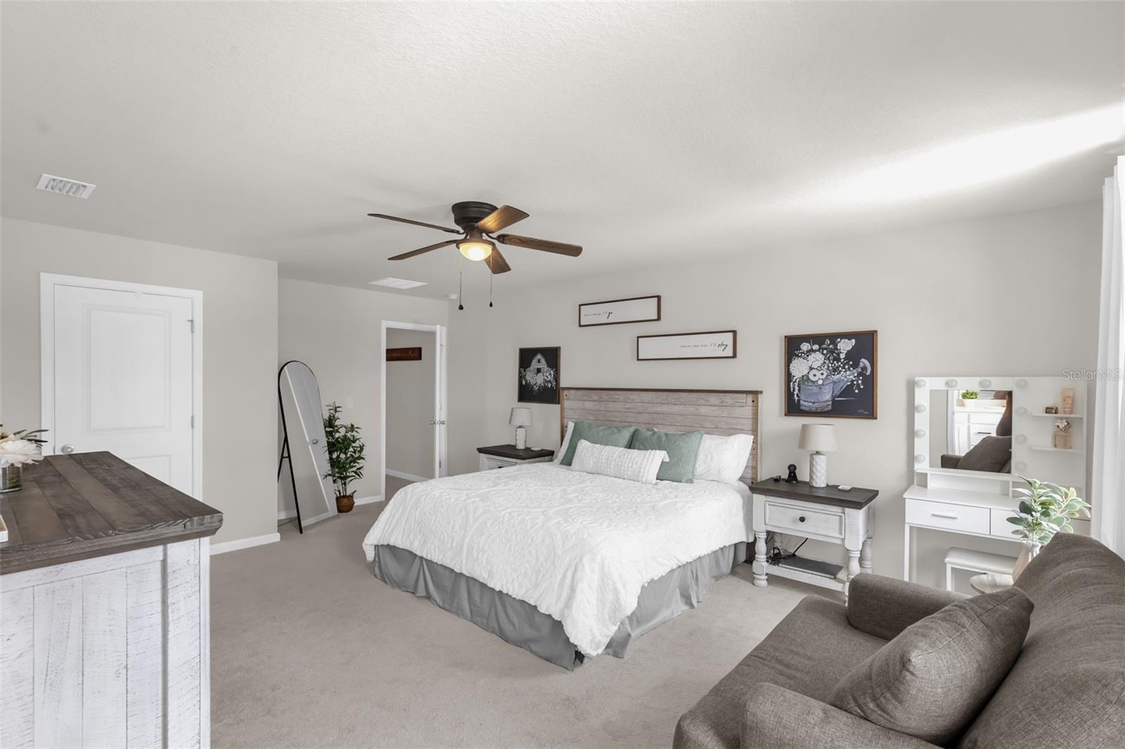ZEPHYR PLACE - Residential