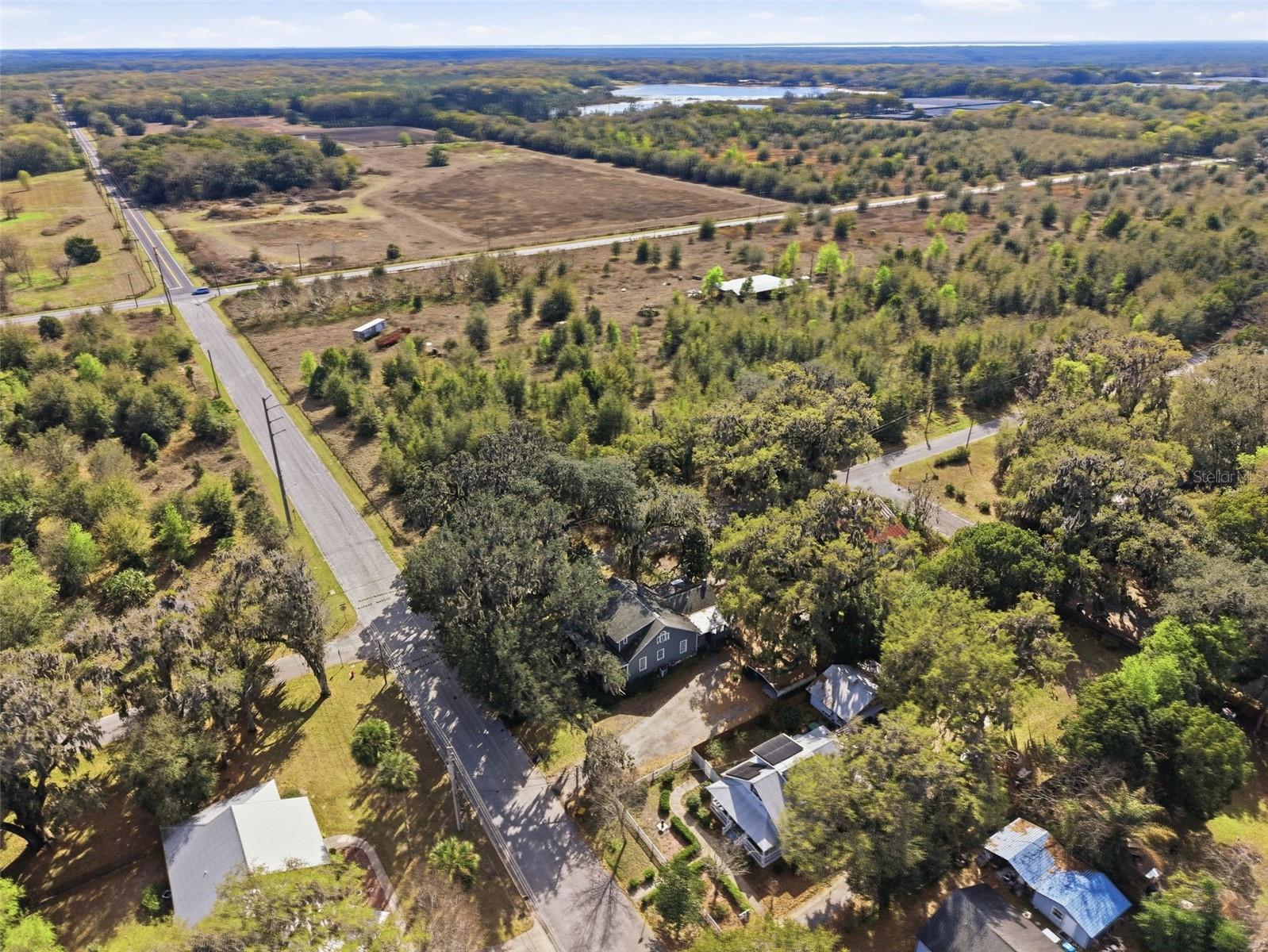 CRESCENT HILL - Residential