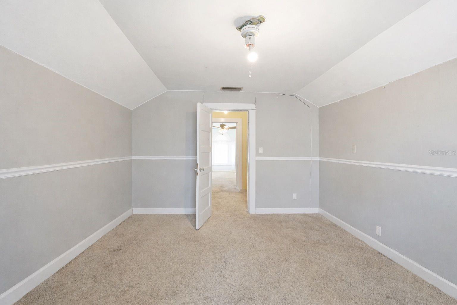 CRESCENT HILL - Residential