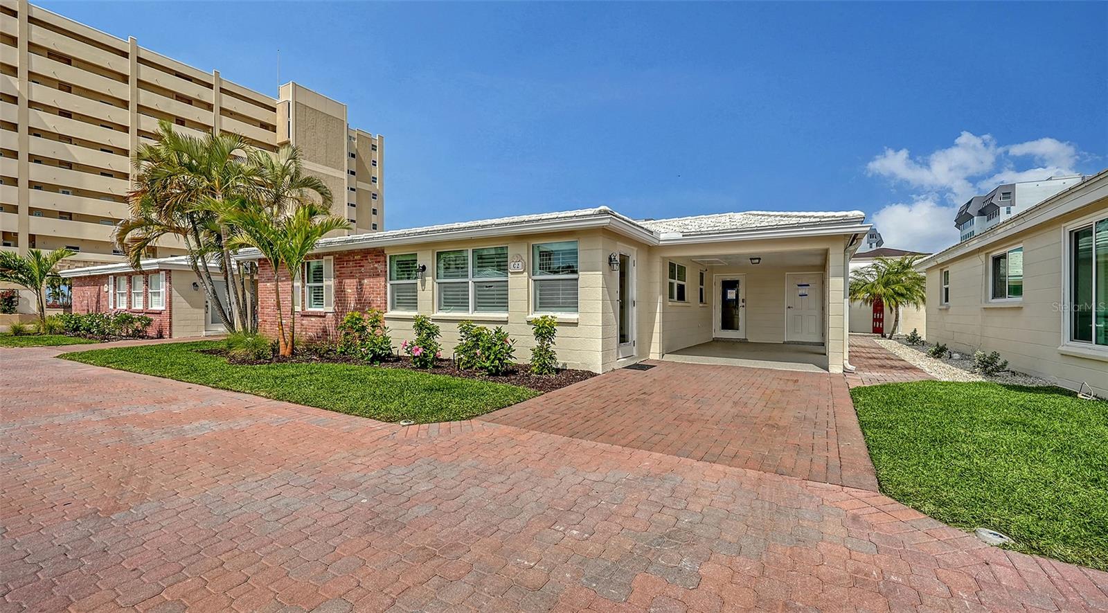 Virtually Staged. Enter this effortless coastal elegance with this renovated free-standing villa, mere moments from Crescent Beach’s legendary quartz sand. Completely refreshed with quartz countertops shine in the sleek kitchen, all-new air conditioning that delivers year-round comfort and brand-new appliances like the fridge, stove, dishwasher, washer and dryer handle life without a hitch. The open layout, tray ceilings, tile floors, and built-ins keep the space light and airy. Horizons West community’s perks include private beach access, heated pools, a spa, grilling spots, lush grounds and that unbeatable Gulf breeze. Get ready for sunset walks, pool dips, zero hassle, just pure siesta relaxation.