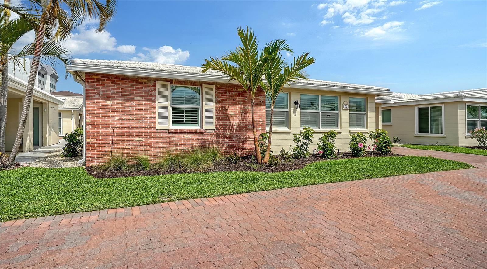 HORIZONS WEST - Residential