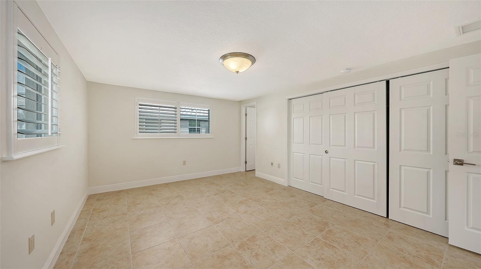 HORIZONS WEST - Residential