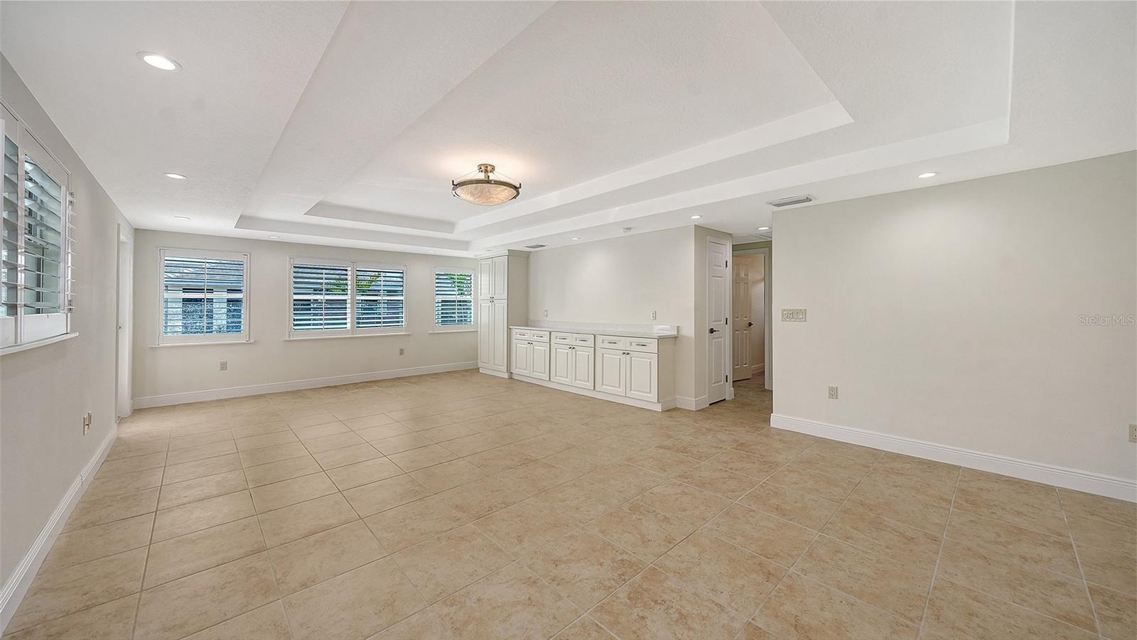 HORIZONS WEST - Residential