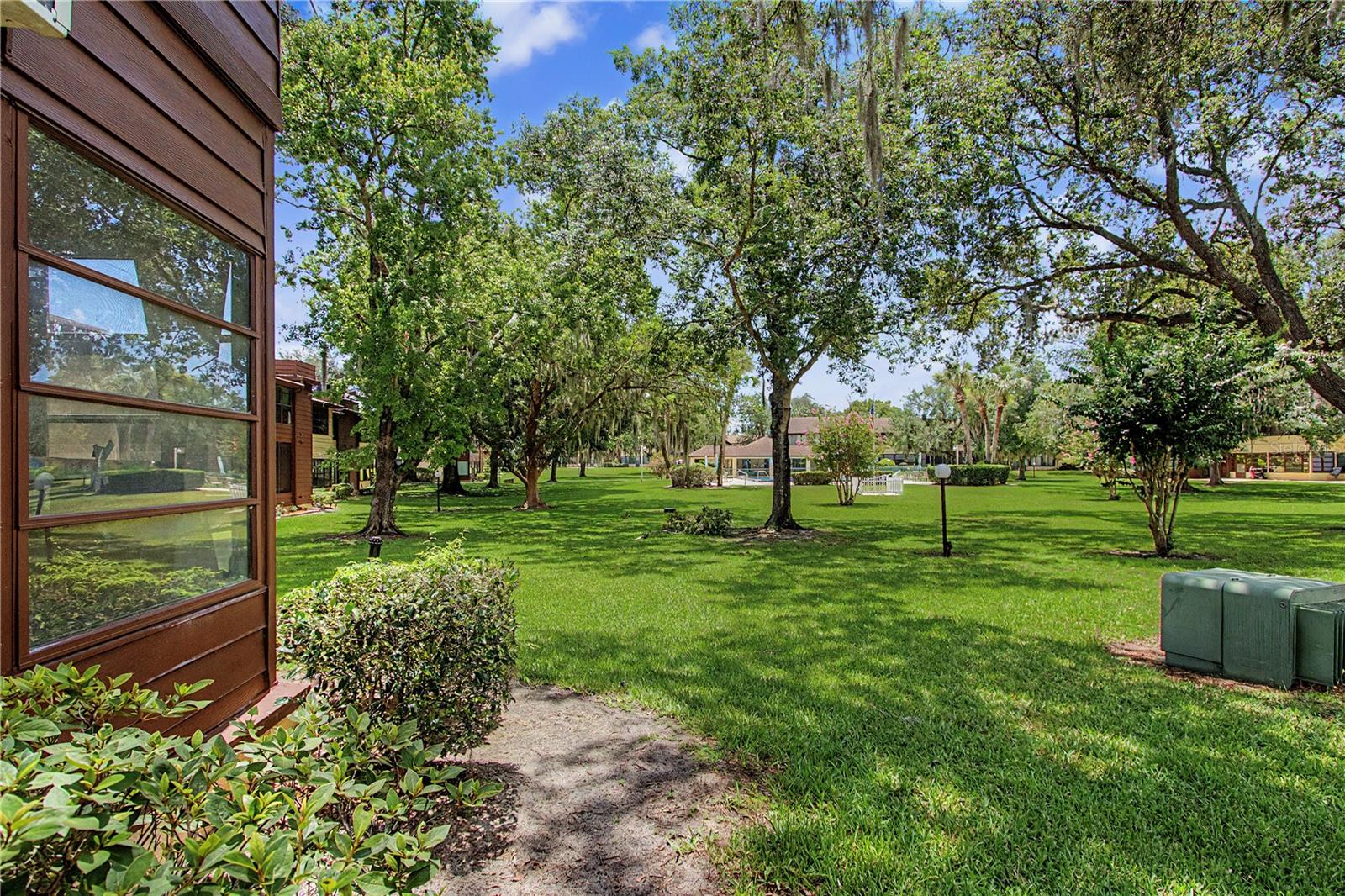 SILVER SPRINGS SHORES/FAIRWAYS - Residential