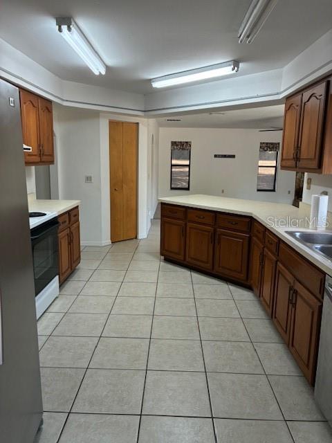 RAINBOW LAKES ESTATES - Residential