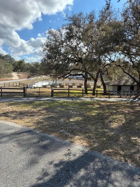 RAINBOW LAKES ESTATES - Residential