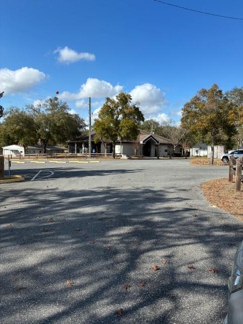 RAINBOW LAKES ESTATES - Residential