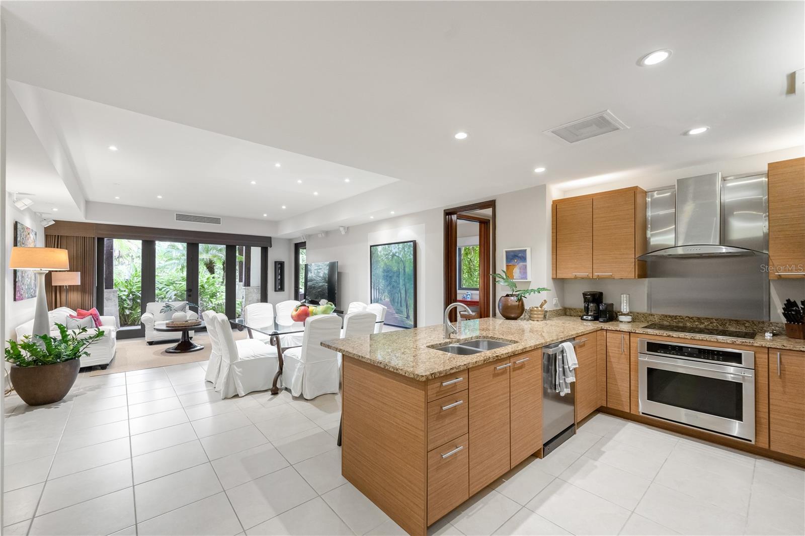 LAS VERANDAS CONDOMINIUM - Residential