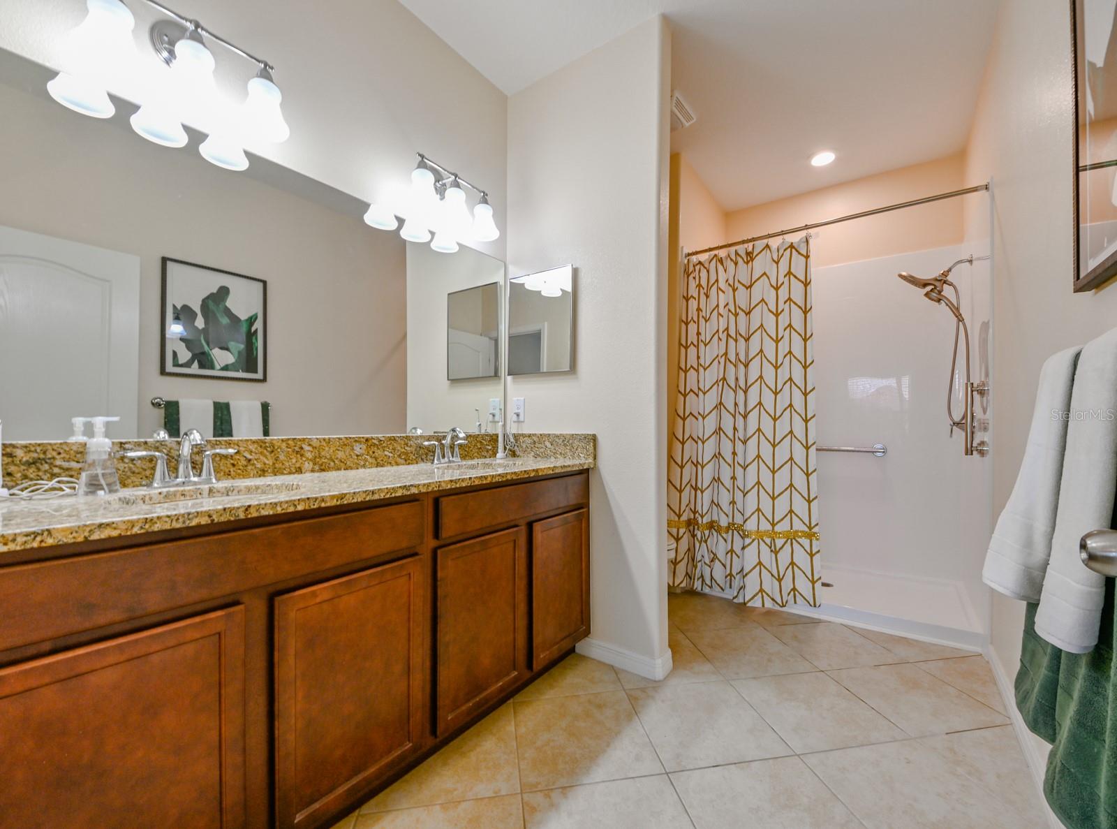 LAKESIDE PH 1A 2A & 05 - Residential