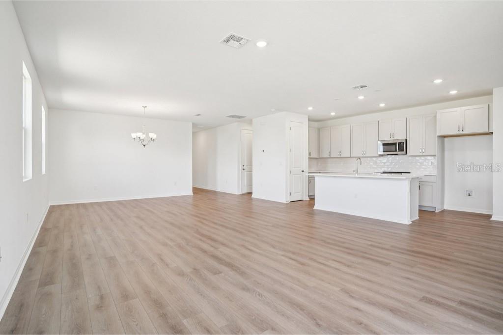 TRAILSIDE - Residential