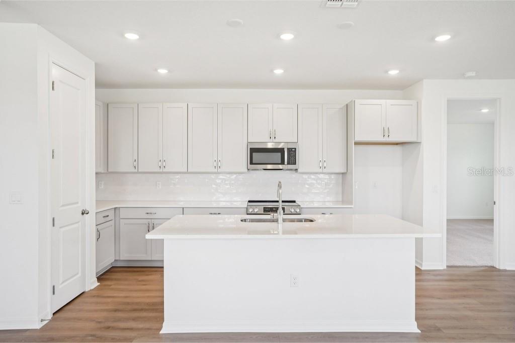 TRAILSIDE - Residential